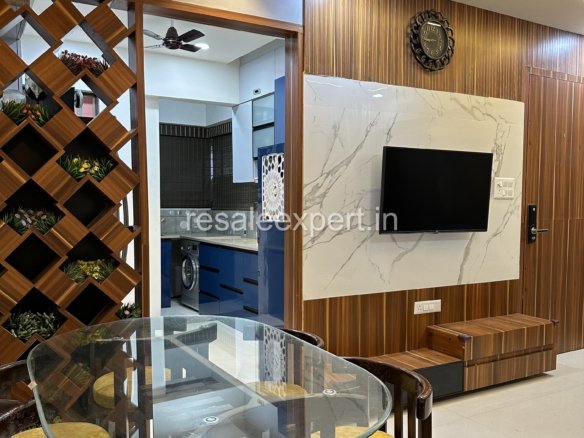 2 BHk Fully furnished in wakad with furnished hall