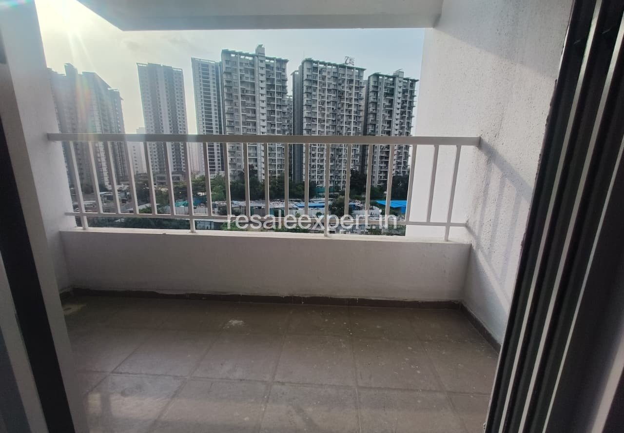 Balcony with scenic city view in 2 BHK flat in Tathawade