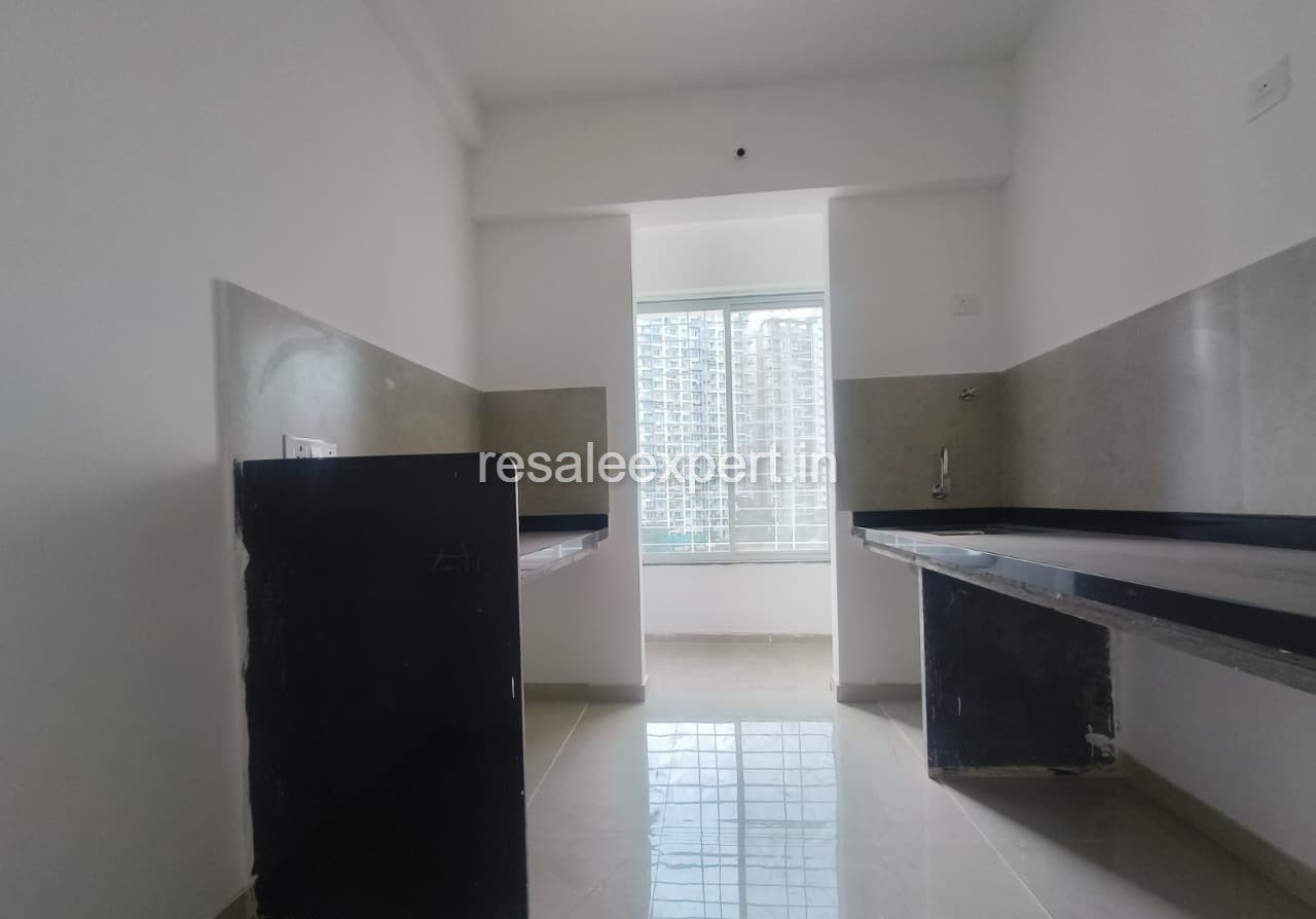 Well-designed kitchen space with modern fittings and ventilation